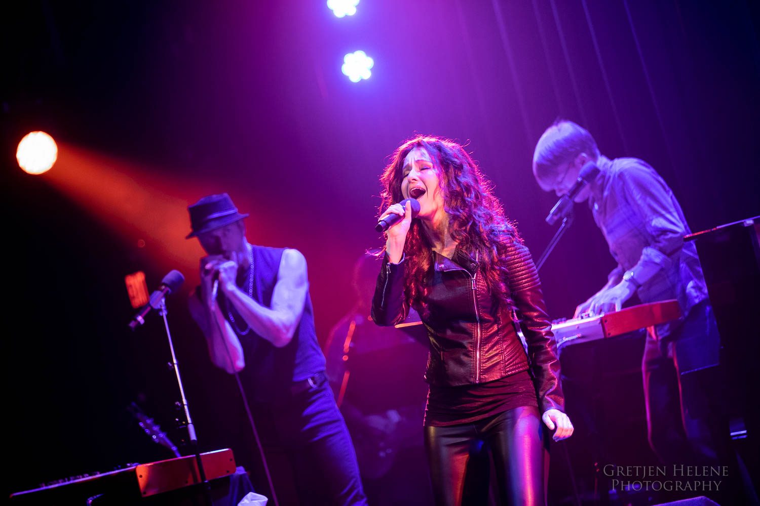 Daniel Jenkins and Melissa van der Schyff in Borrowed Cash.