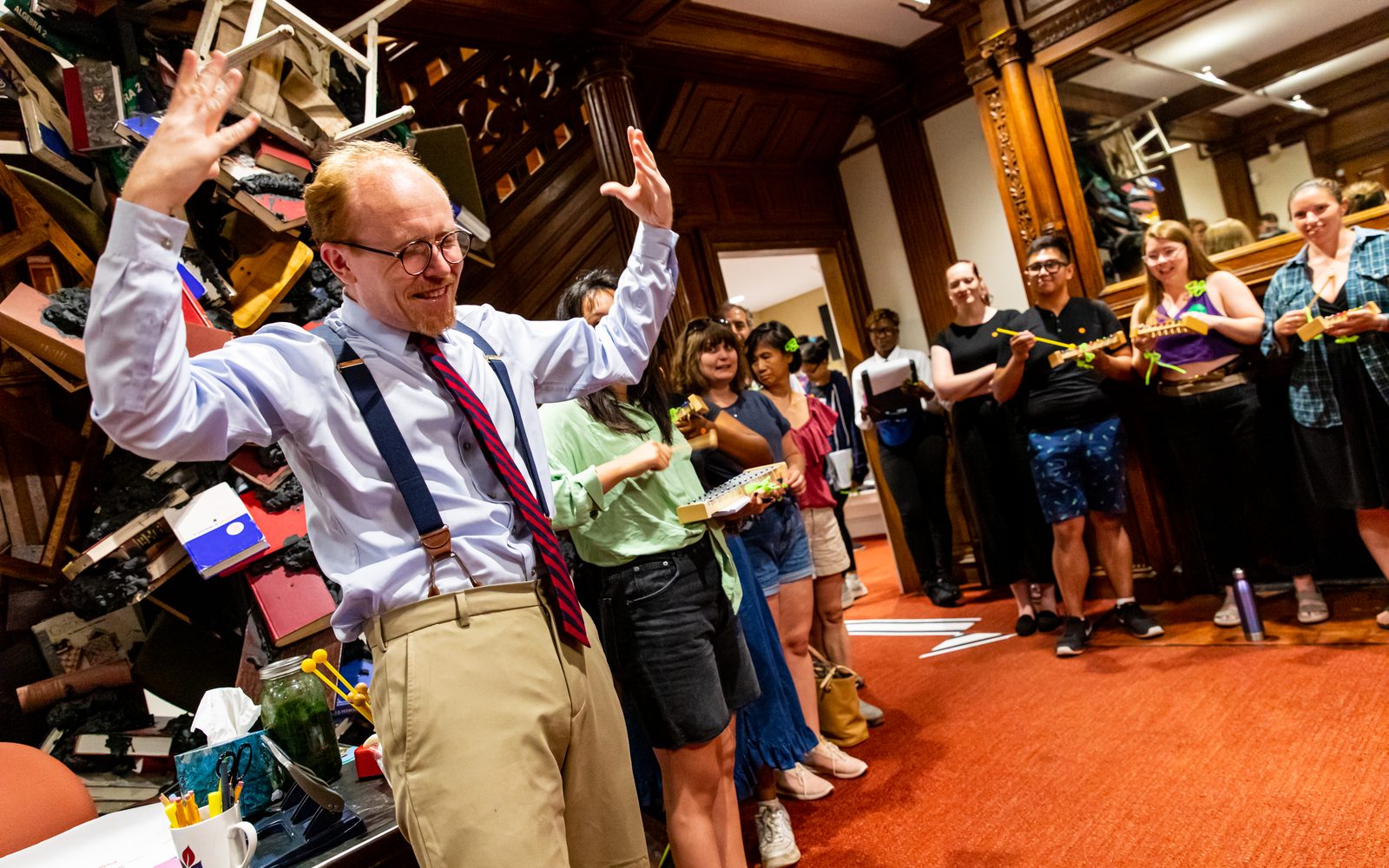 Brooks Reeves with members of the audience.