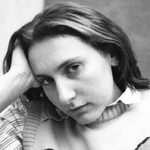 Caroline Pennell Headshot