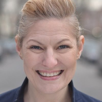 Becca Ayers Headshot