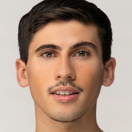 Alex Haquia Headshot