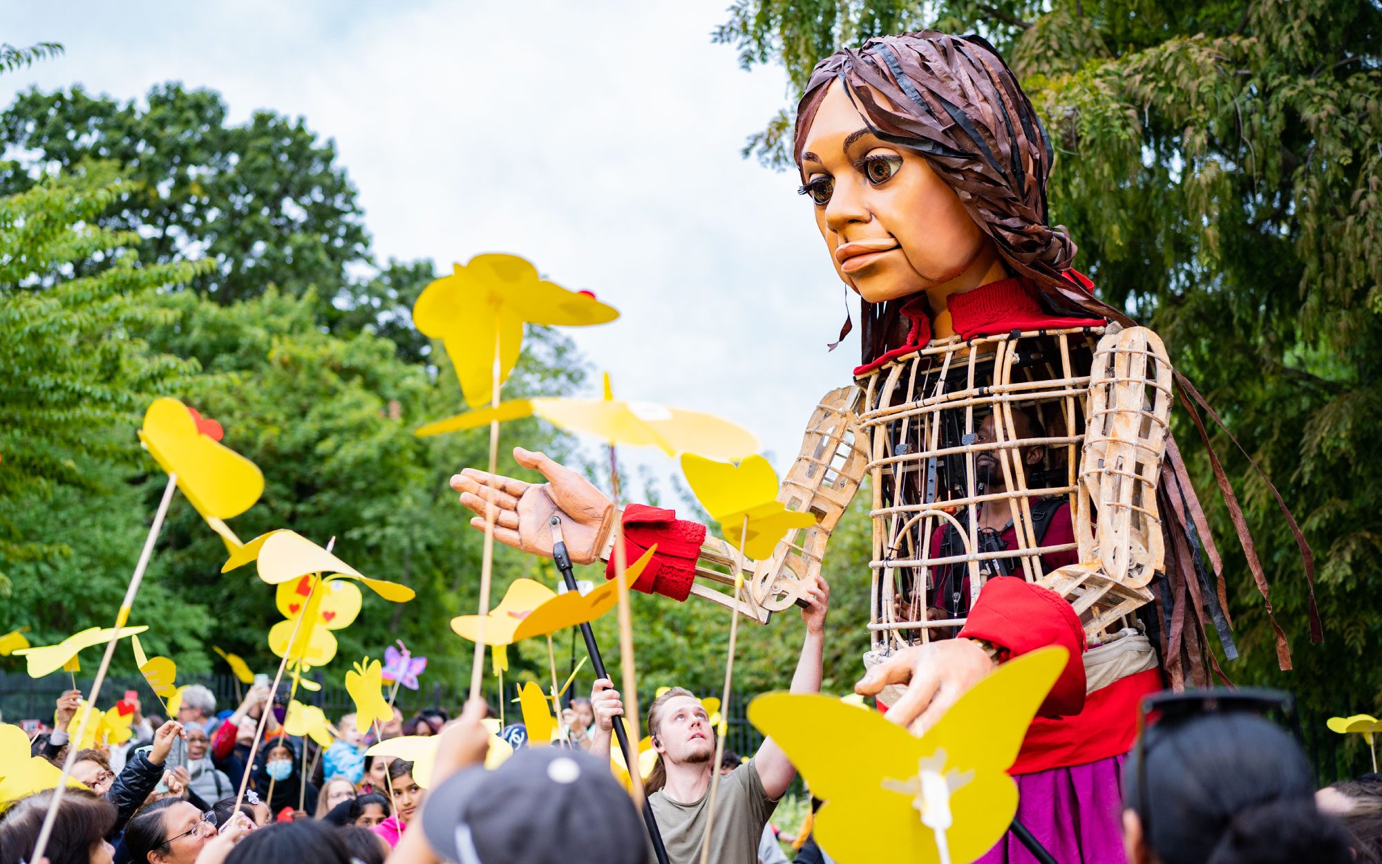 Little Amal: Finding Friends in Harvard Yard