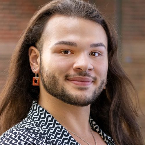 Oliver Slayton Headshot