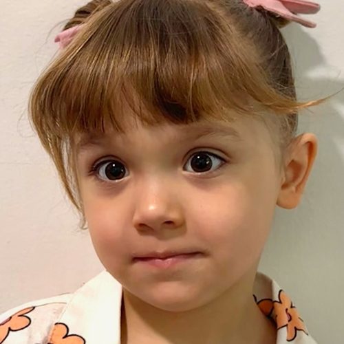 Elba Paramio Headshot