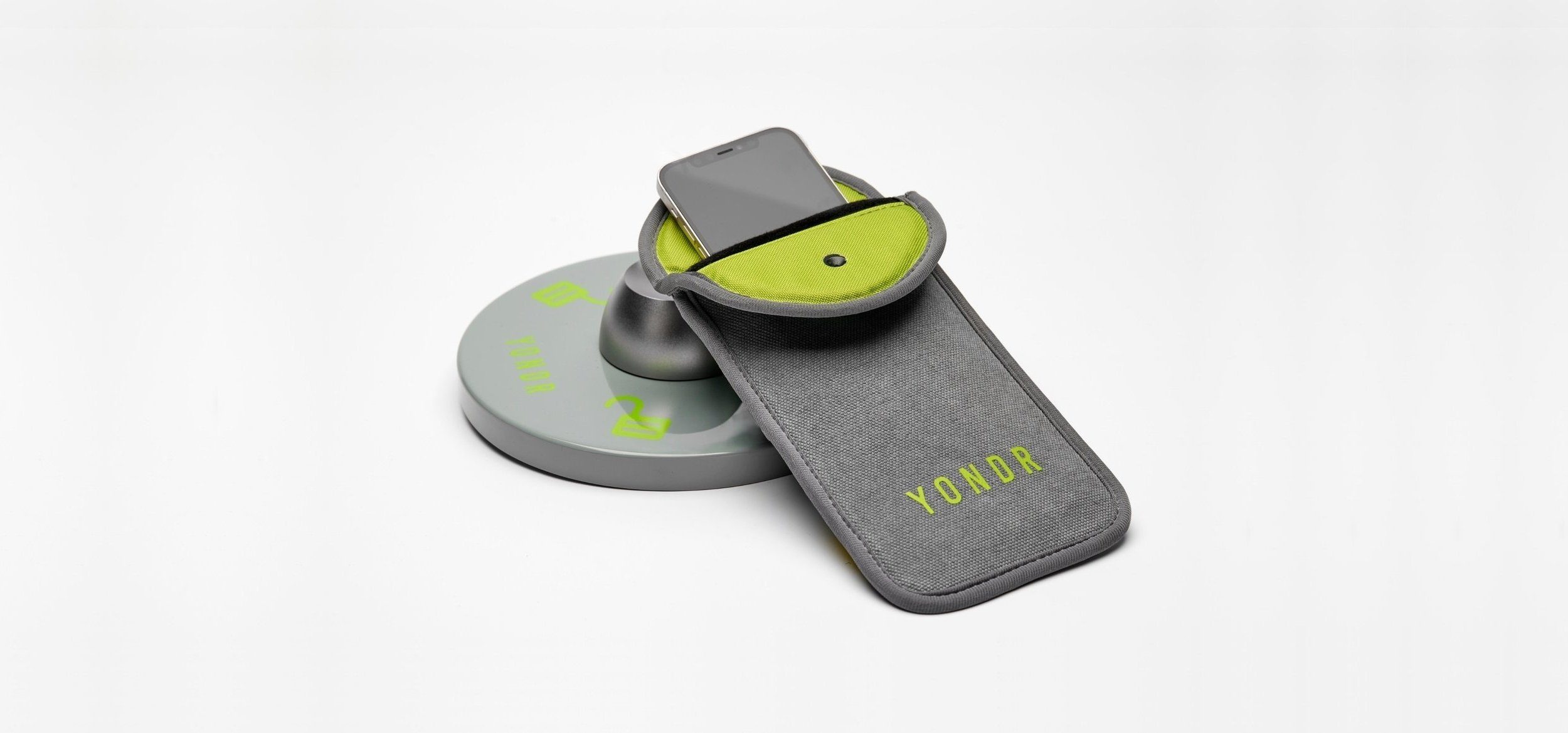 Yondr-Phone-Locking-Pouch