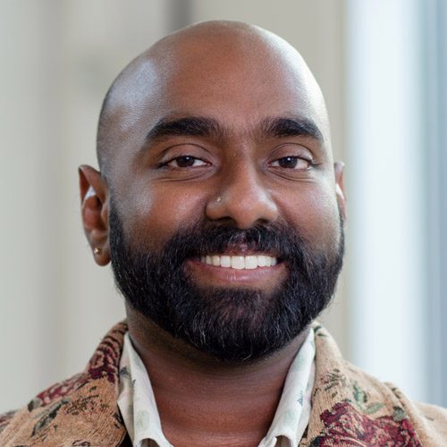 Laks Tracy-Indrakaran headshot